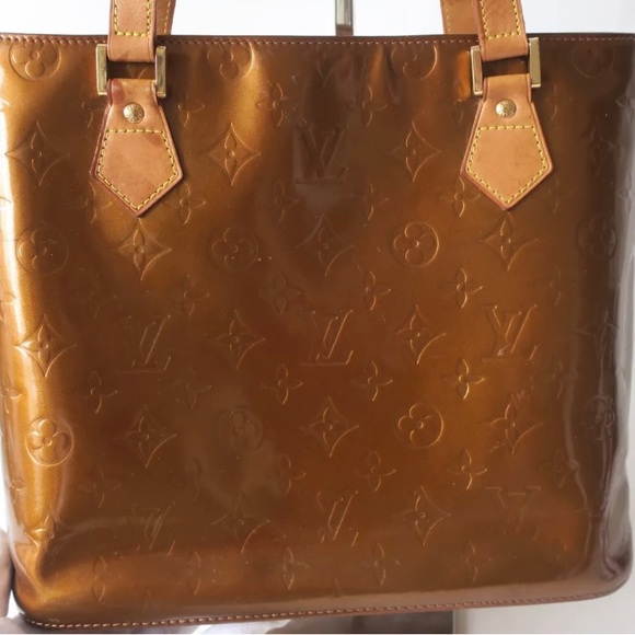 Authentic Louis Vuitton Vernis Houston Shoulder Bag  made in France 🇫🇷 - Picture 4 of 16
